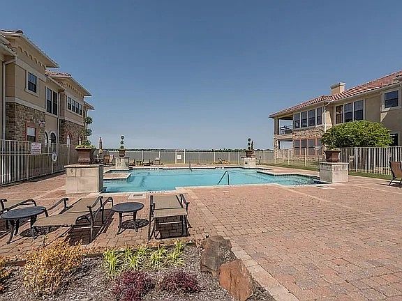 3rd image of 2137 Portofino Dr #2137
