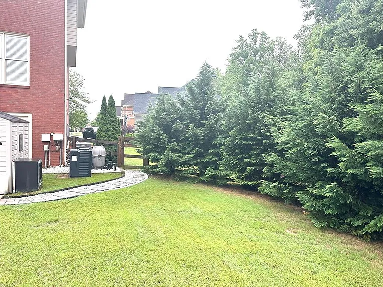 2852 Summer Branch Ln — Photo 59