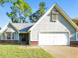 1240 Five Oaks Dr N, Southaven, MS 38671