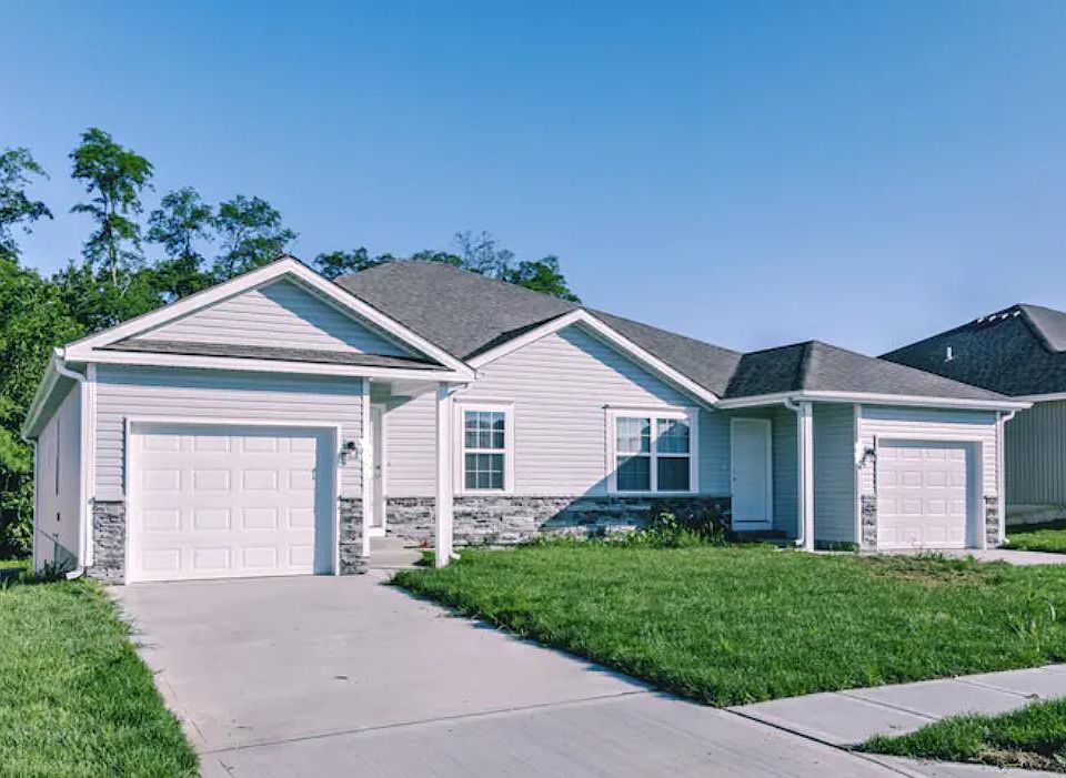 9212 N Gower Ave, Kansas City, MO 64154 Zillow