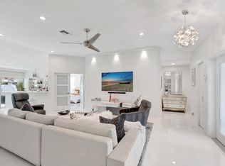 20523 Linksview Dr, Boca Raton, FL 33434