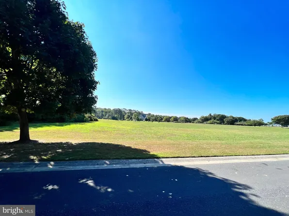 11334 Newport Bay Dr, Berlin, MD 21811