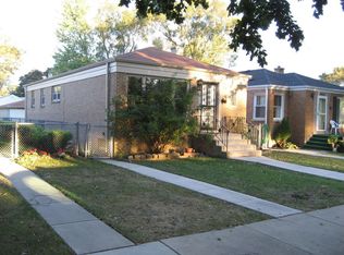 8249 Ridgeway Ave, Skokie, IL 60076