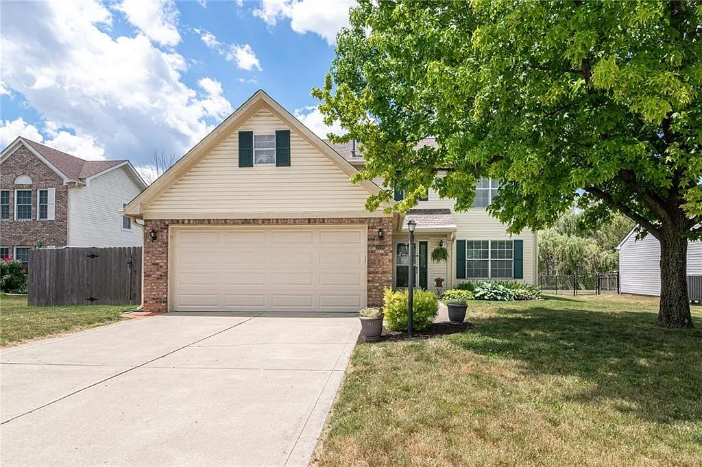 5516 Cherry Birch Dr photo 1
