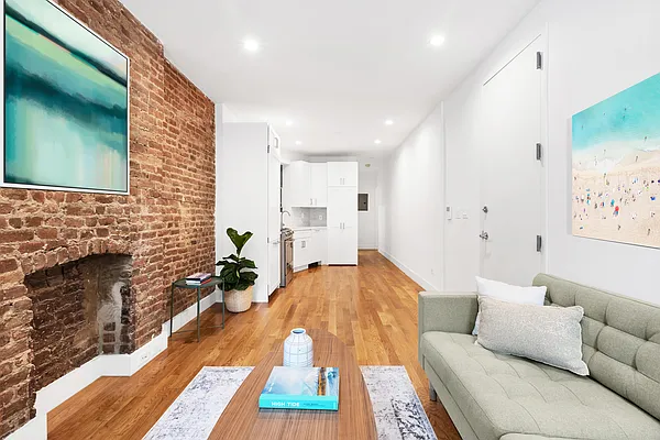 Rented by Compass | media 11