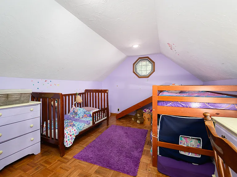 107 Lincoln Ln — Photo 13