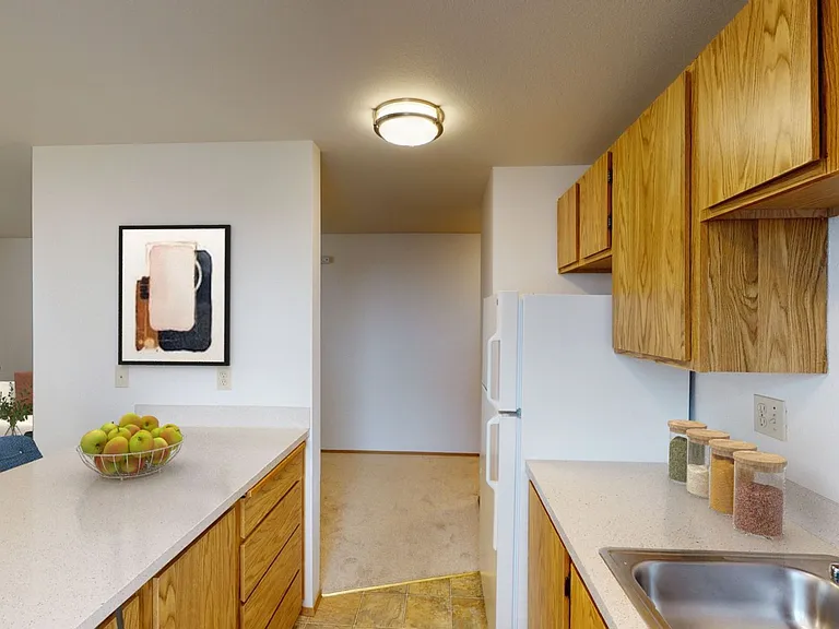 Kelly Anne Apartments — Photo 21