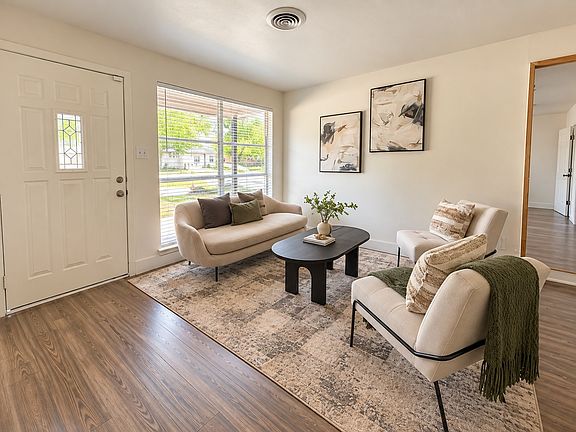 2nd image of 4809 Melinda Dr