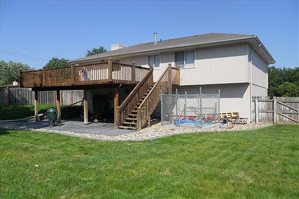 2nd image of 1202 Patricia Dr