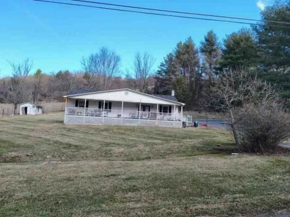763 Steeles Ln, Tazewell, VA 24651
