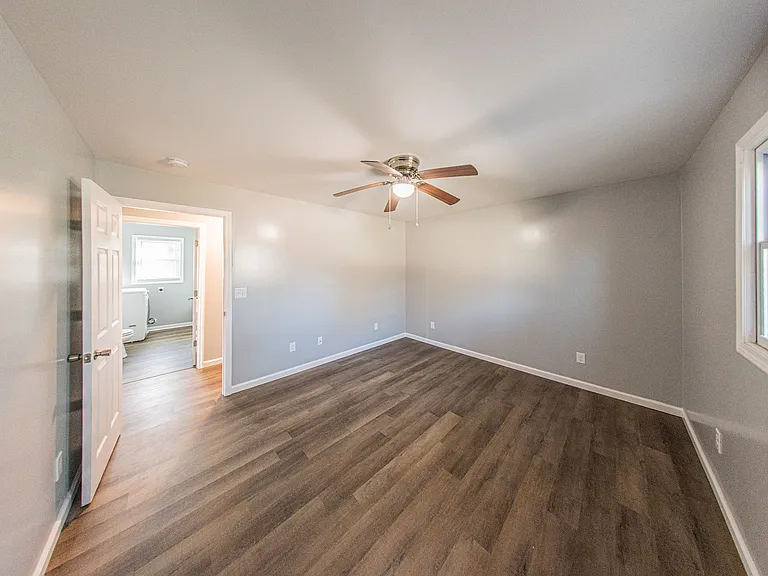 120 Lake Dr #3 — Photo 30