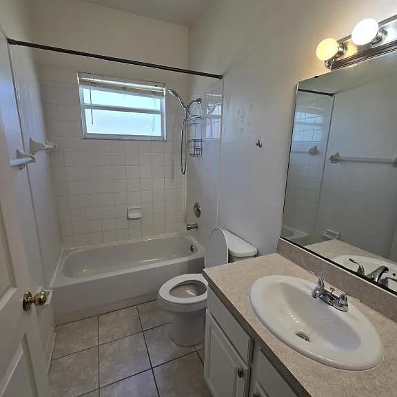24505 Landing Dr — Photo 17