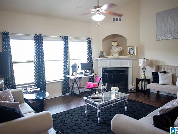 4th image of 5009 Kensington Pl