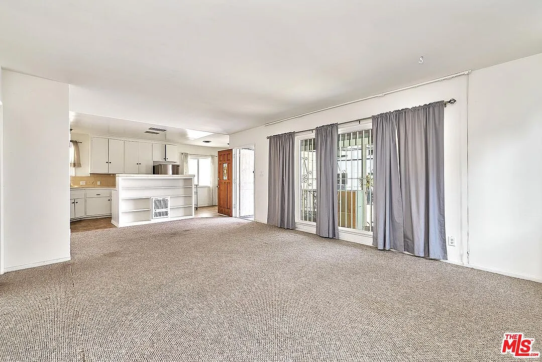 1 bed, 1.0 bath, 961 sqft, $1,700 — Photo 4