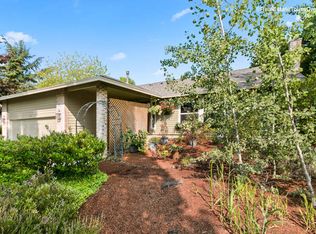 235 Meadow View Rd, Forest Grove, OR 97116