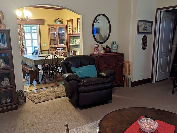 4th image of 641 County Road 560