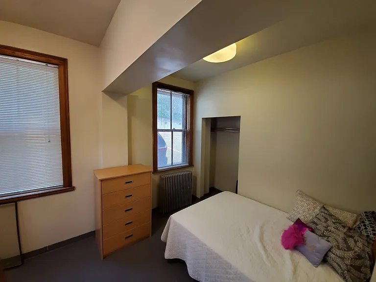 705 E Buffalo St — Photo 20