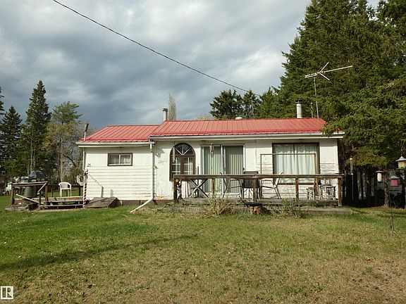2nd image of 706 Meadow Ave