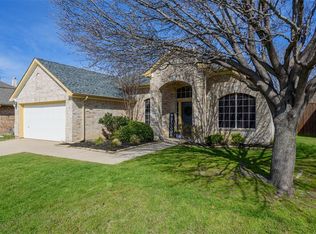 2305 Acorn Bnd, Denton, TX 76210