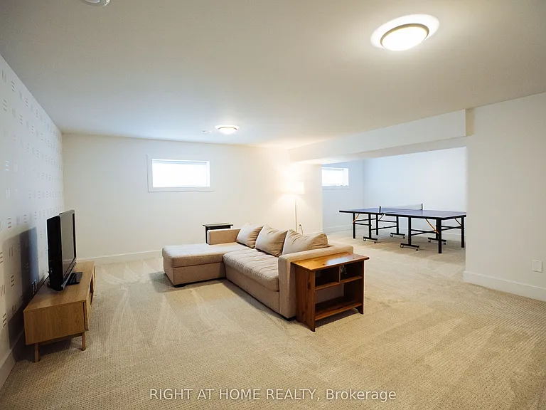 114 Black Willow Cres — Photo 38