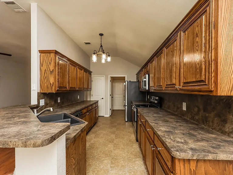 4525 Grainland Ct — Photo 7