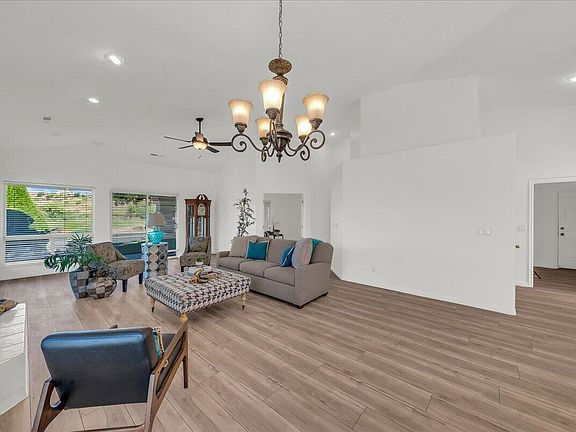5th image of 356 N Cactus Ln #7