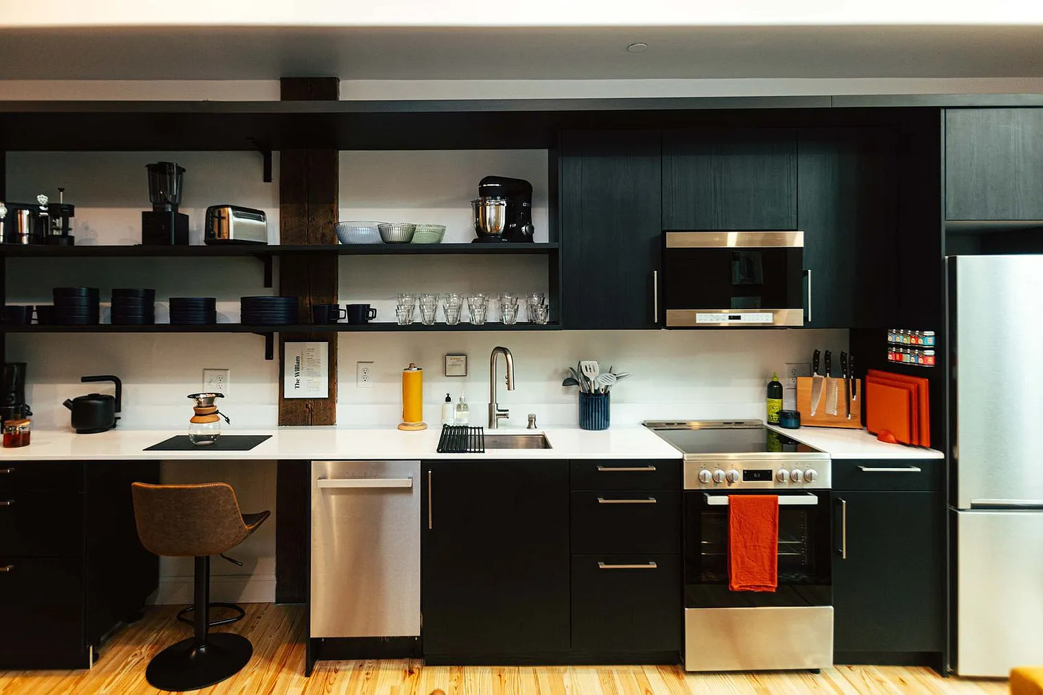 1 bed, 1.0 bath, 516 sqft, $3,462 — Photo 4