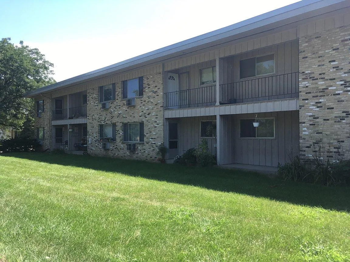 1 bed, 725 sqft, $925 — Photo 1