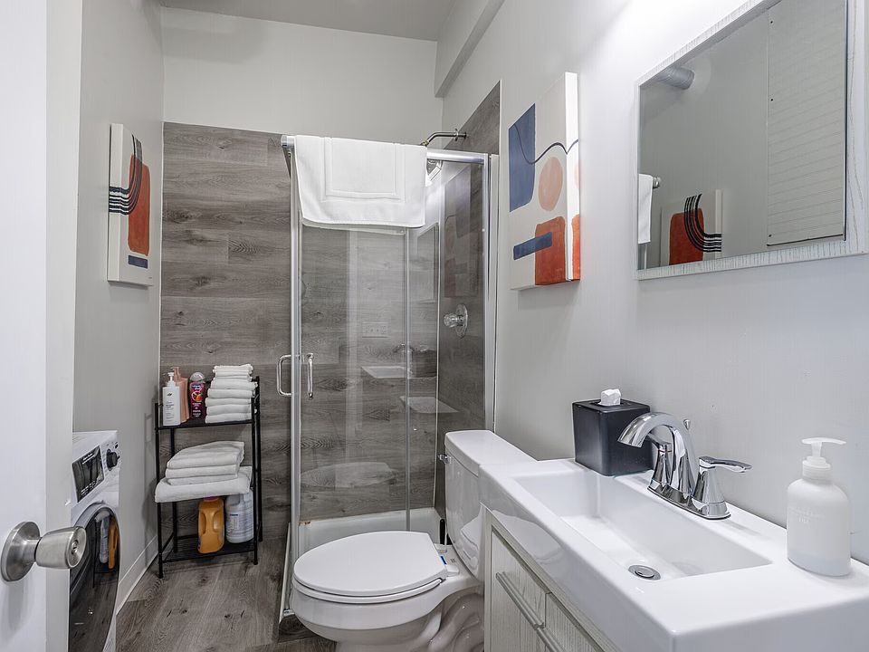 1800 W Bethune St # 403, photo 22