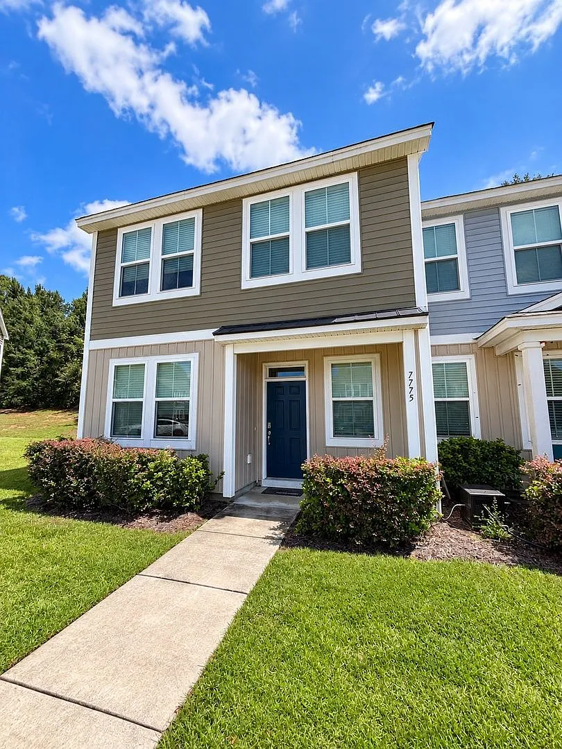 3 bed, 3.5 bath, 1544 sqft, $2,200 — Photo 1