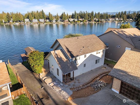 4th image of 20602 Church Lake Drive E
