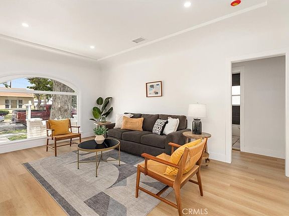 5th image of 1218 N Spring Ave