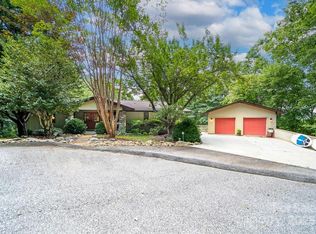 58 Warwaseeta Ct, Brevard, NC 28712