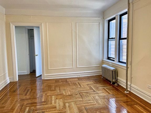 5th image of 3820 Waldo Ave #3K