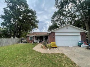 2714 E Central Ave, Bentonville, AR 72712
