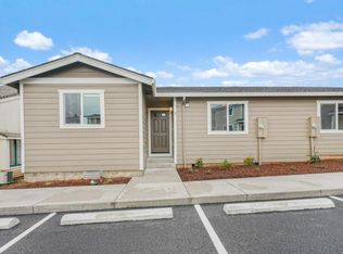 352 NE Evergreen Ct #7, Dallas, OR