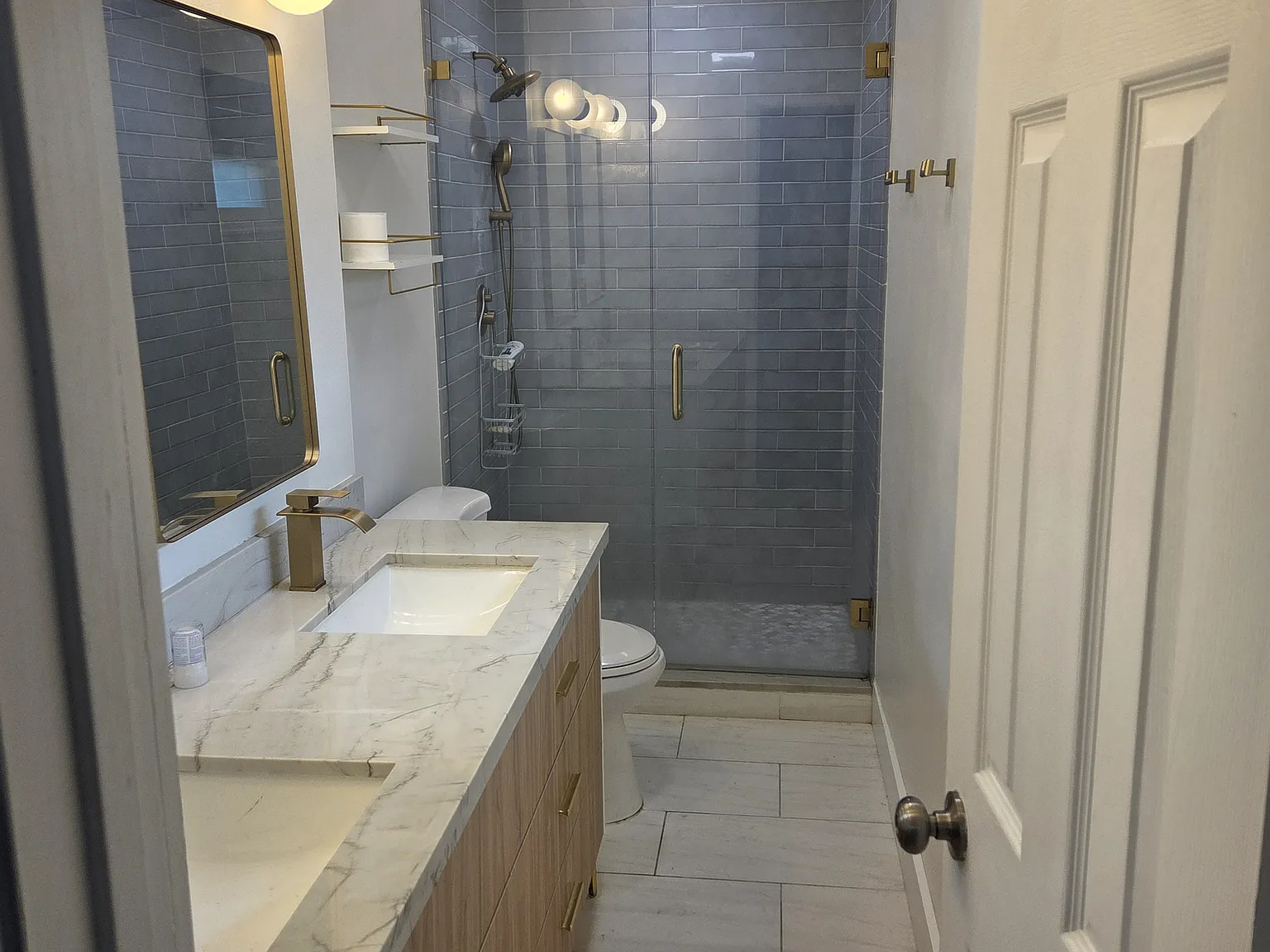 2 bed, 1822 sqft, $1,100 — Photo 4