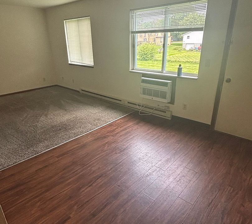 1st image of 712 Franklin St #4