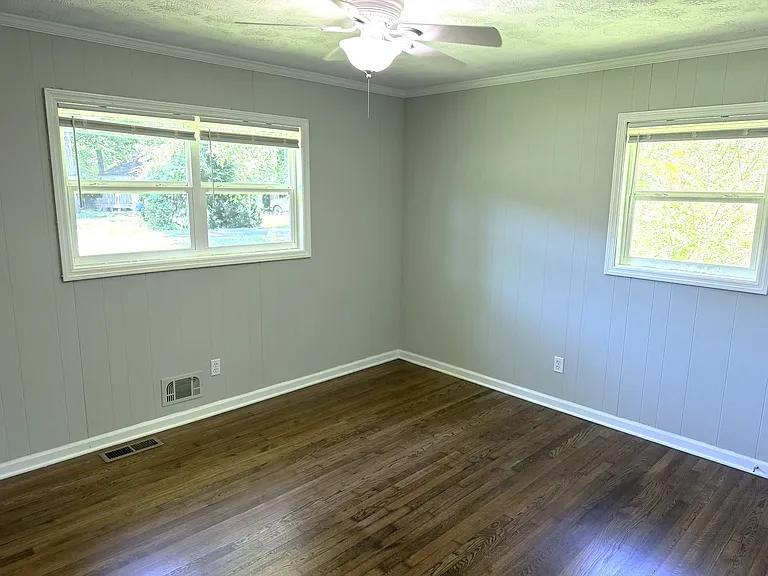 35 Lindsey Rd NW — Photo 9