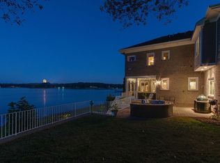 4116 Hermitage Pt, Virginia Beach, VA 23455