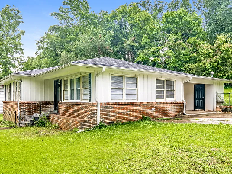 433 Orchid Rd — Photo 3