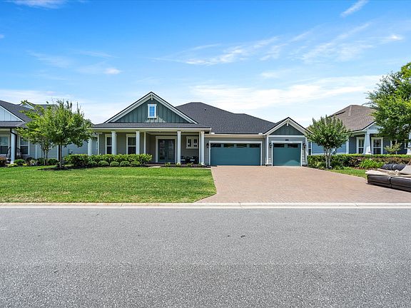 5th image of 746 Glenneyre Cir