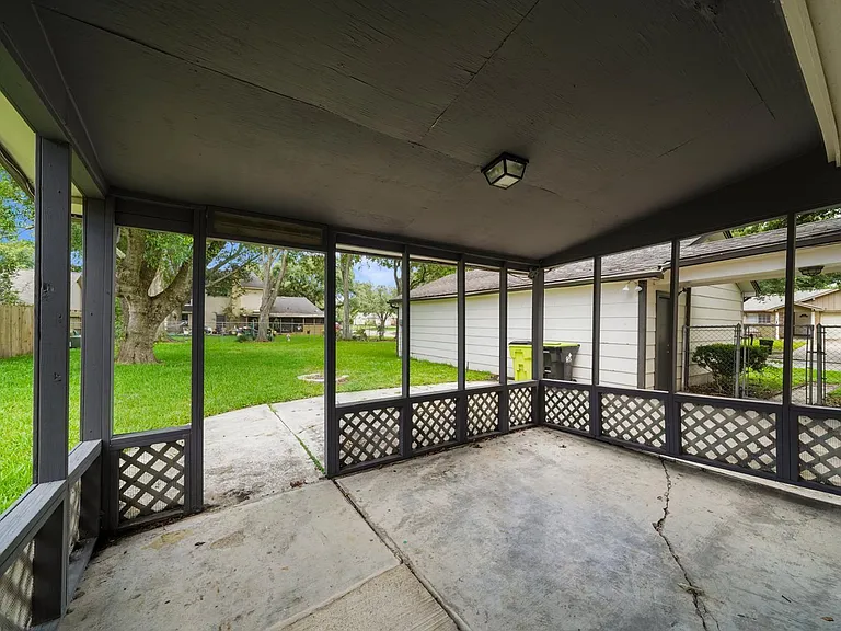 3102 Hollow Cir — Photo 14
