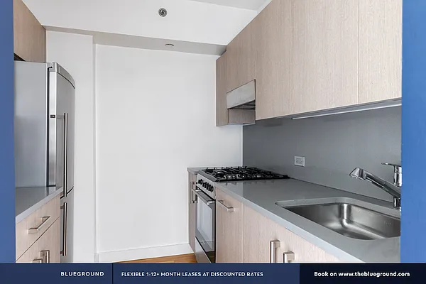 Rented by The Blueground | media 7