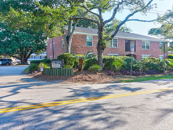 2nd image of 1240 Fairmont Ave APT 4
