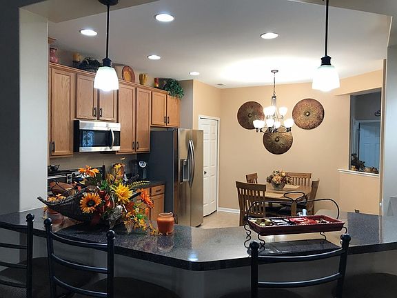 4th image of 533 W Gard Dr