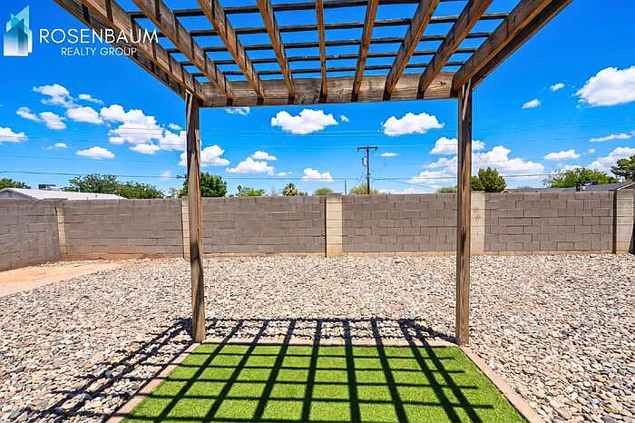 719 N Havasupai Ln — Photo 8
