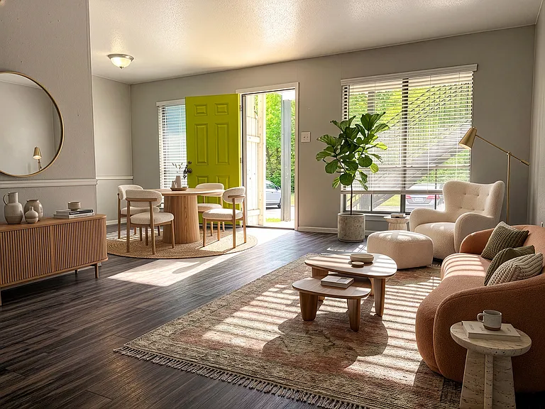Creeks Edge Apartments — Photo 27