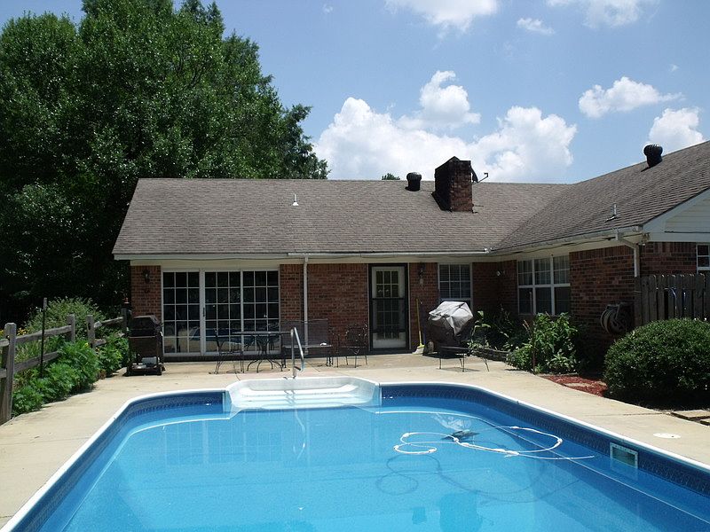 2nd image of 10090 Road 2618