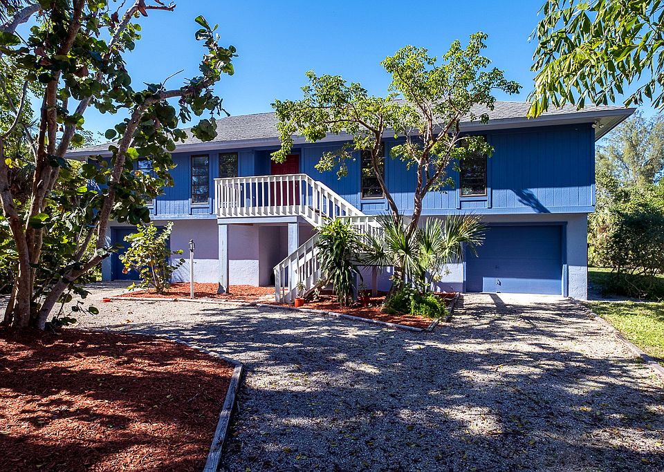 1st image of 3043 Poinciana Cir
